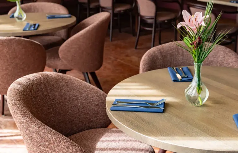 6628ada077b483821e1d9b6a_images